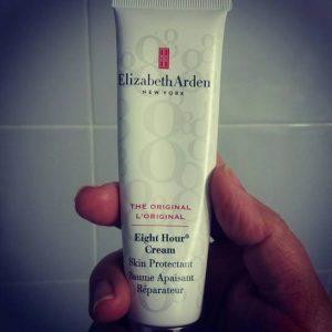 Un SOS para mi piel bálsamo Eight Hour Cream de Elisabeth Arden.